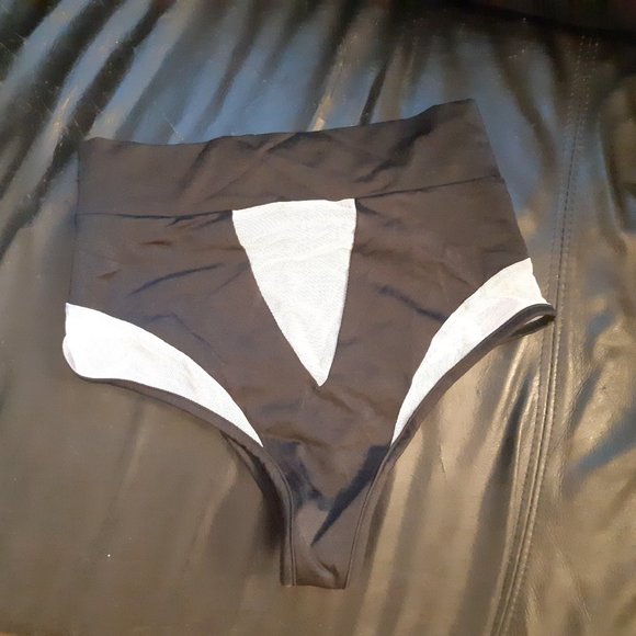 Highwaist bottoms - Picture 1 of 3